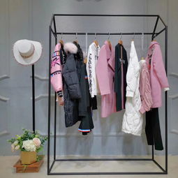 結(jié)合中華傳統(tǒng)印記和時(shí)下熱門的潮流元素, 19秋冬新款,折扣批發(fā)